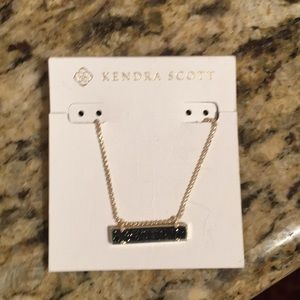 Kendra Scott Leanor necklace